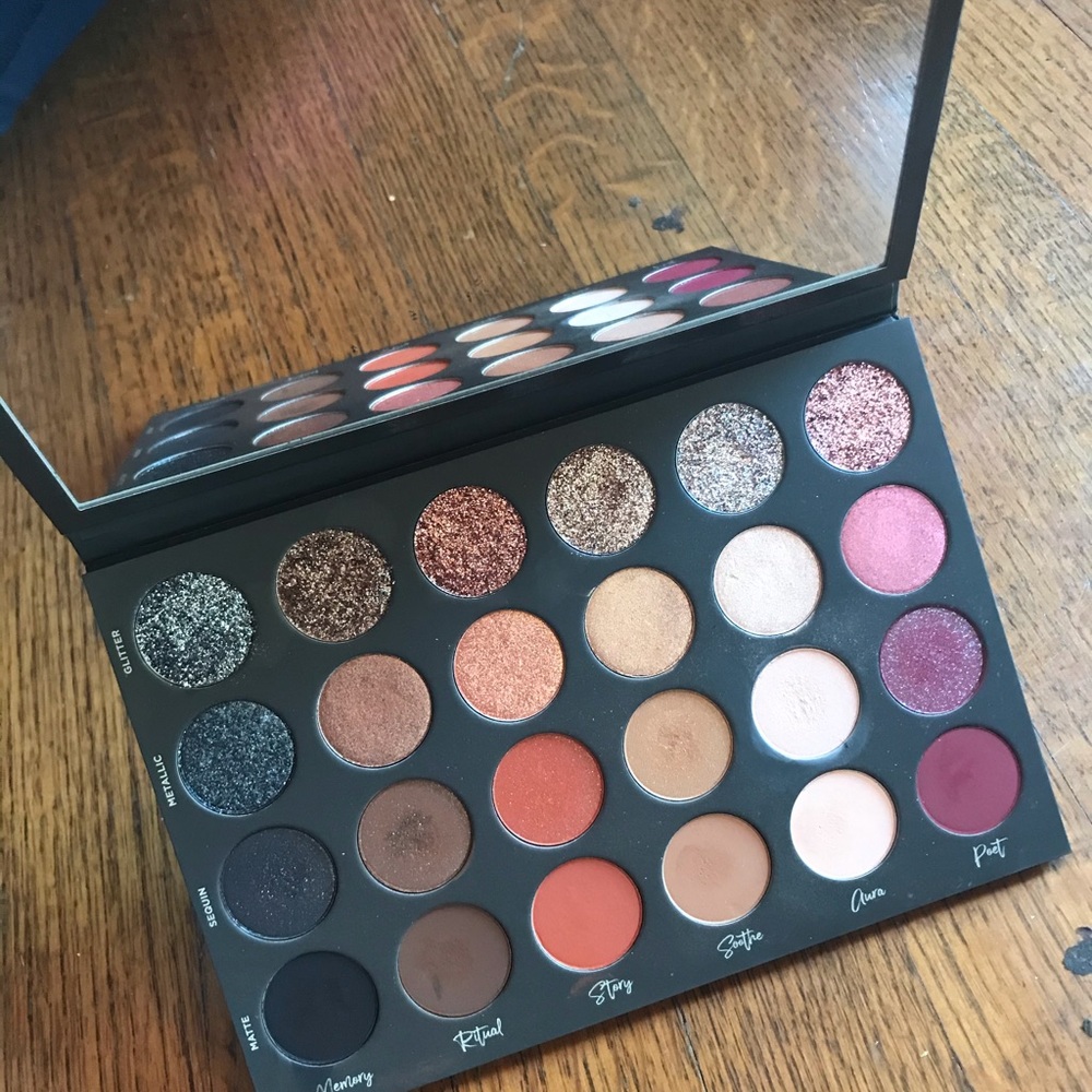 Eyeshadow Pallet